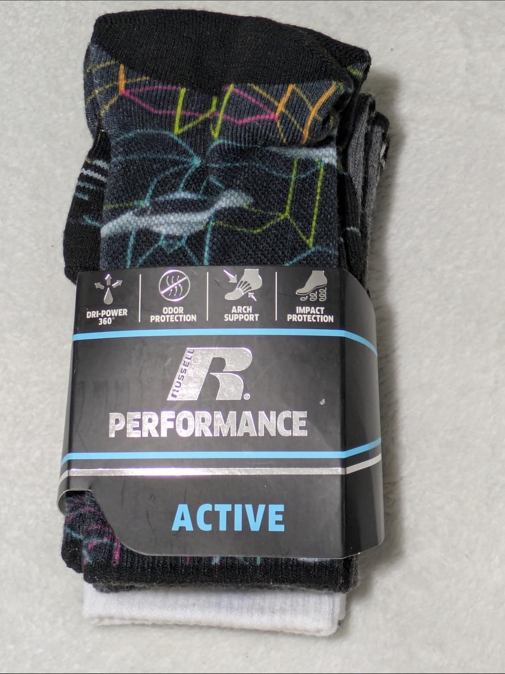Russell Athletic Boys Size Small S 6/7 3-Pack Crew Socks Performance Active